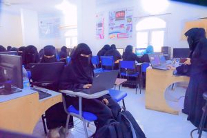 طلاب تقنية المعلومات برنامج تقنية المعلومان