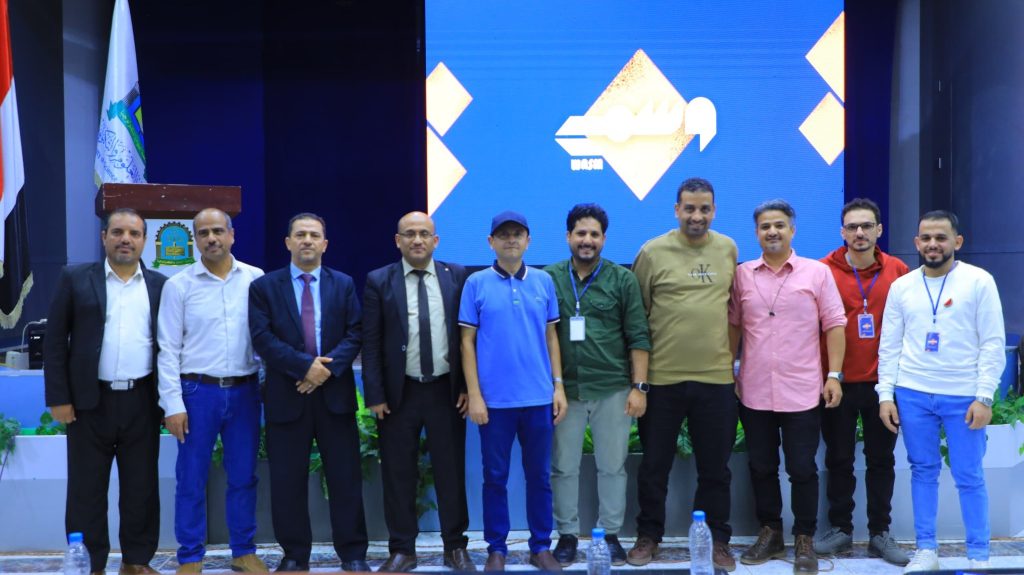 اختتام السمنارات العلمية لطلبة التصميم الجرافيكي والوسائط المتعددة في جامعة العلوم والتكنولوجيا