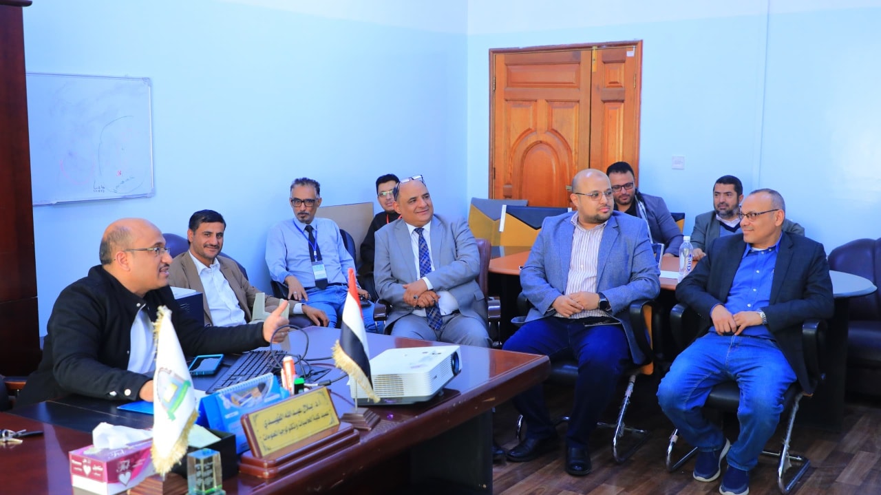 صورة لاجتماع الكادر الاكاديمي باللجنة