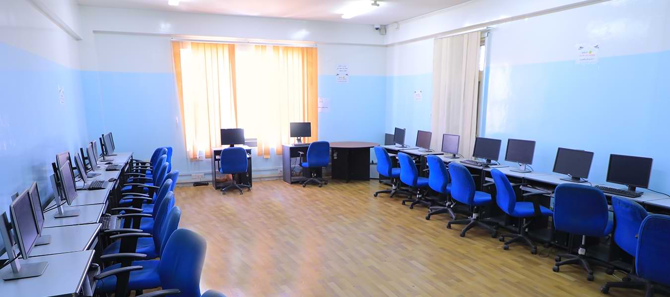 كلية الحاسبات وتكنولوجيا المعلومات، جامعة العلوم والتكنولوجيا،  صنعاء، اليمن