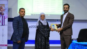 كلية الاسنان والنادي العلمي ينظمان دورة تدريبية لطلبة طب الأسنان حول تصميم الابتسامة الرقمية- جامعة العلوم والتكنولوجيا -صنعاء