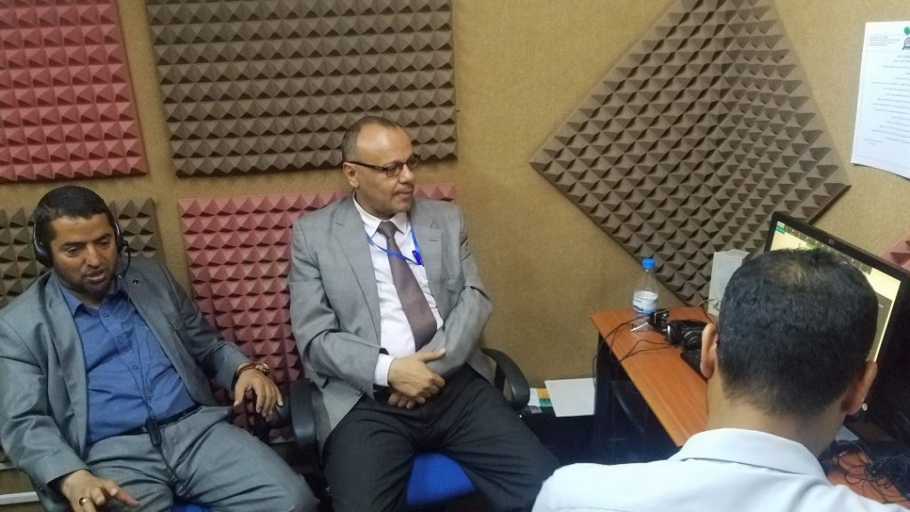 عمادة التعليم الالكتروني والتعليم عن بد تنظم اللقاء الارشادي ( اونلاين ) للطلبة المستجدين للعام 1444 هجرية