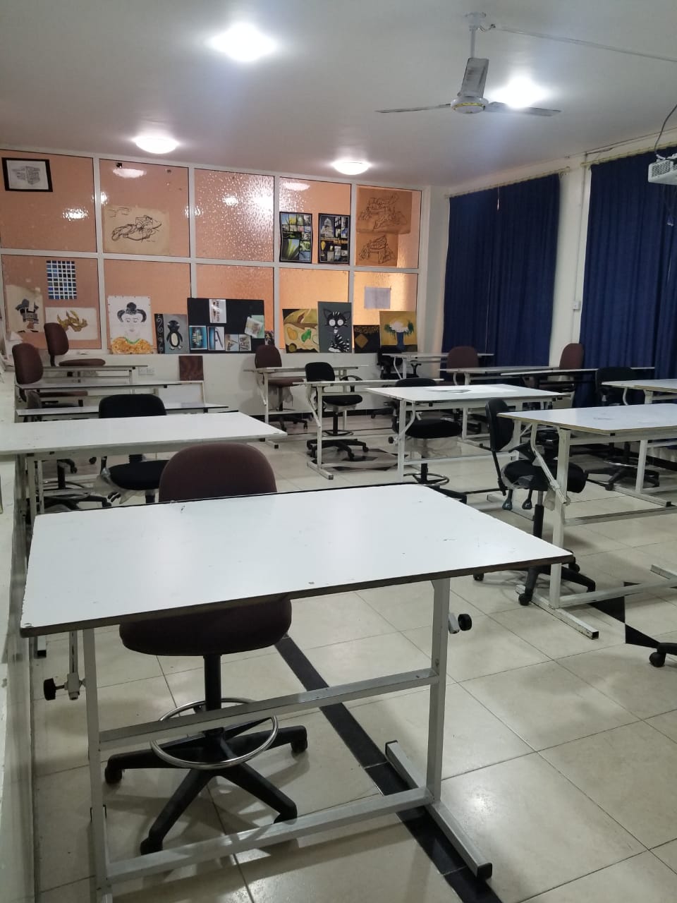 مراسم ومعامل قسم الهندسة المعمارية جامعة العلوم والتكنولوجيا - صنعاء - اليمن