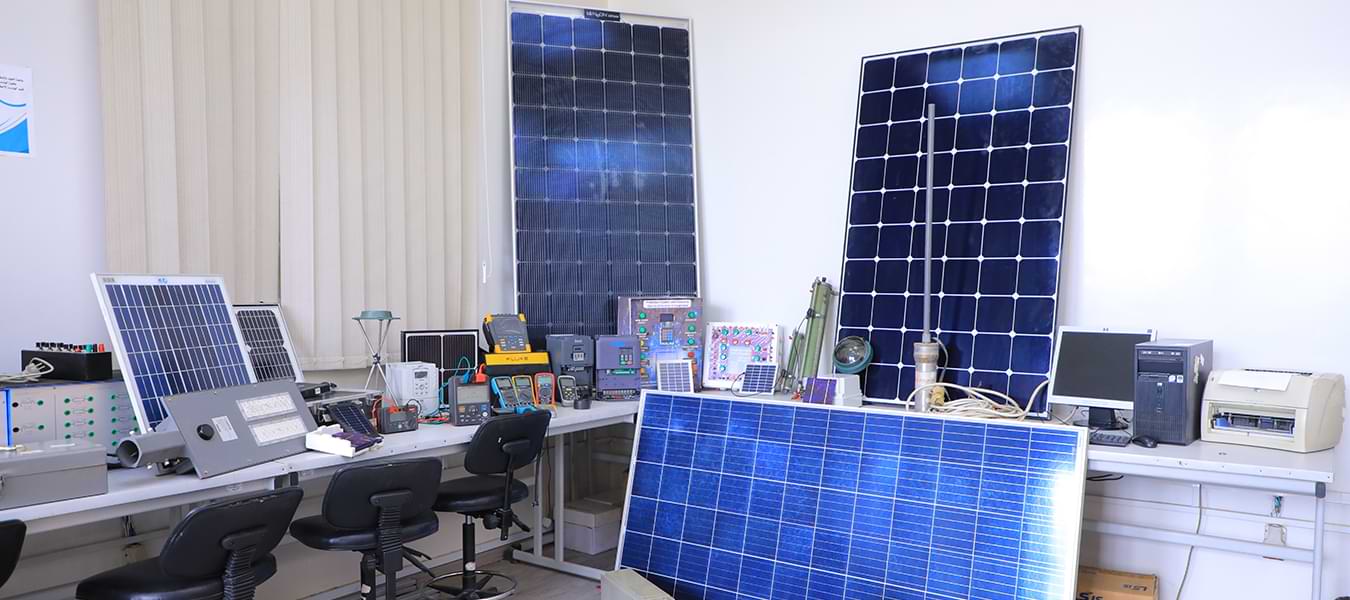 كليةالهندسة، جامعة العلوم والتكنولوجيا،  صنعاء، اليمن