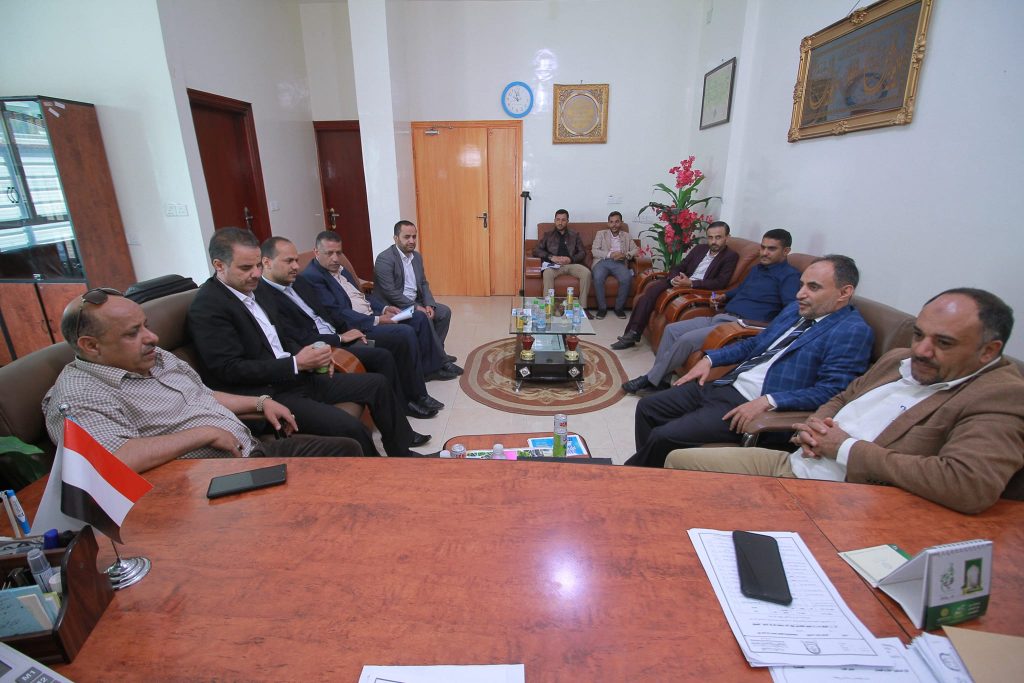 جامعة العلوم والتكنولوجيا-إب تستقبل لجنة وزارة التعليم العالي والبحث العلمي