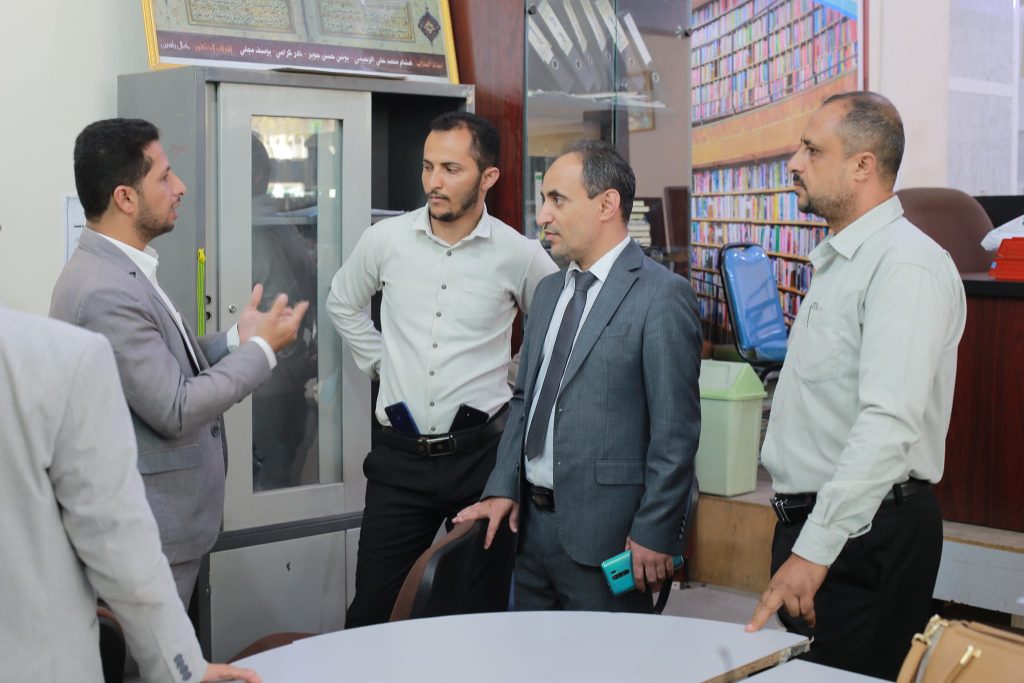 فرع جامعة العلوم والتكنولوجيا بإب يستقبل زيارة لجنة من المركز الرئيسي