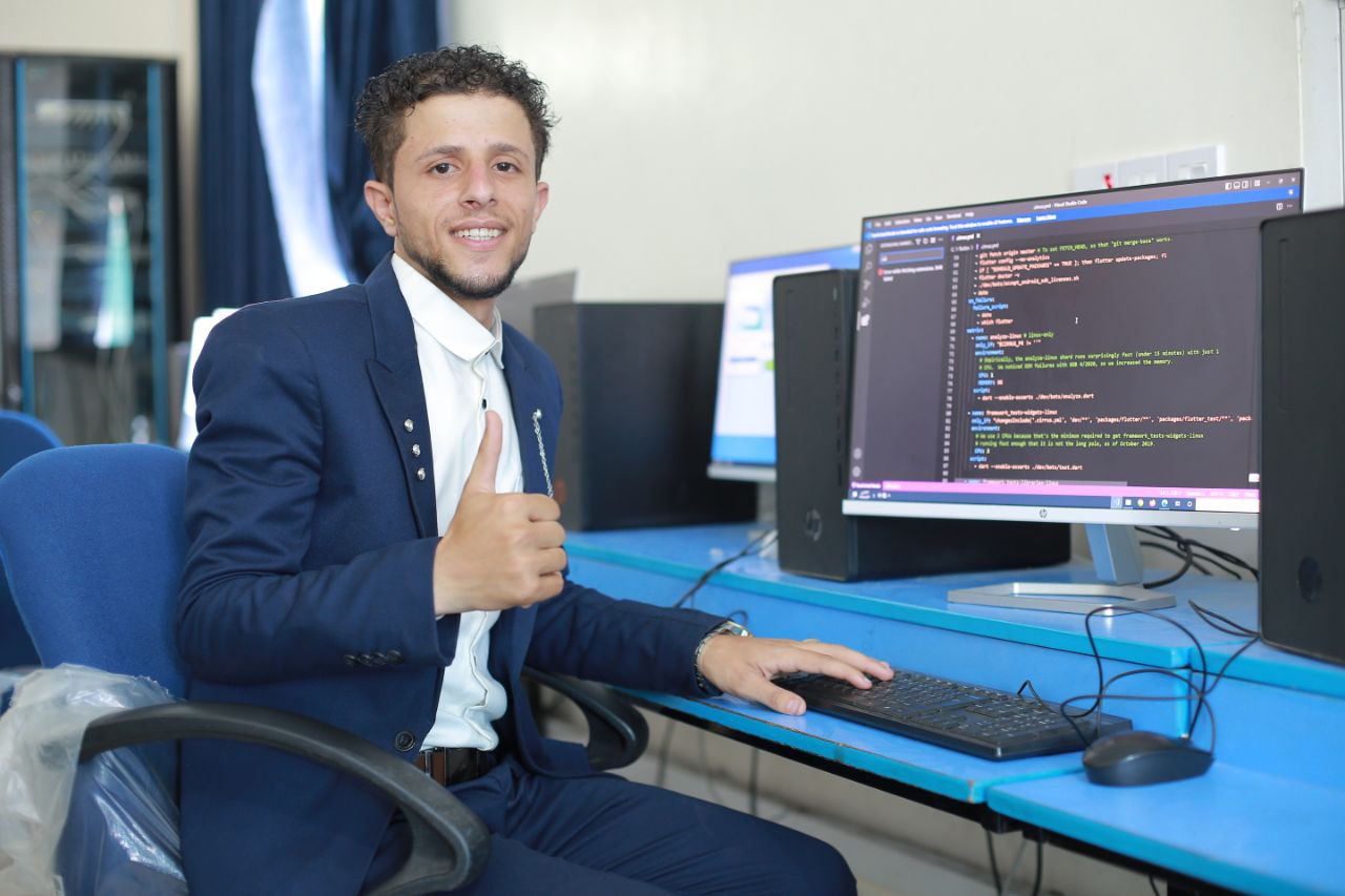            رؤية الكلية              أن تصبح كلية الحاسبات وتكنولوجيا المعلومات إحدى الكليات الرائدة في مجال التكنولوجيا والمتميزة إقليمياً. رسالة الكلية تتمثل رسالة كلية الحاسبات وتكنولوجيا المعلومات في اليمن بإعداد متخصصين متميزين في تخصصات الحاسوب البرمجية والهندسية و تقنية ونظم المعلومات محلياً وإقليمياً… أهداف الكلية رفد المجتمع متخصصين في مجالات الحاسوب البرمجية والهندسية وتقنية ونظم المعلومات ذوي كفاءة عالية قادرين على التعامل مع المشاكل التخصصية… برامج الكلية بكالوريوس تقنية معلومات  -  بكالوريوس أمن سيبراني وشبكات