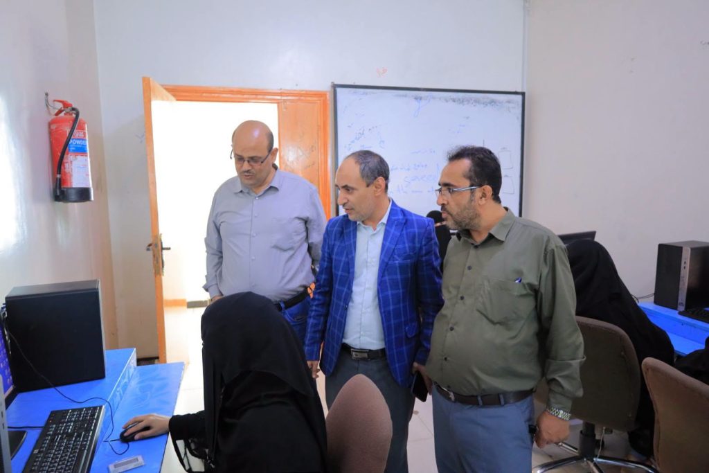 اختبارات التعليم عن بُعد جامعة العلوم والتكنولوجيا فرع إب