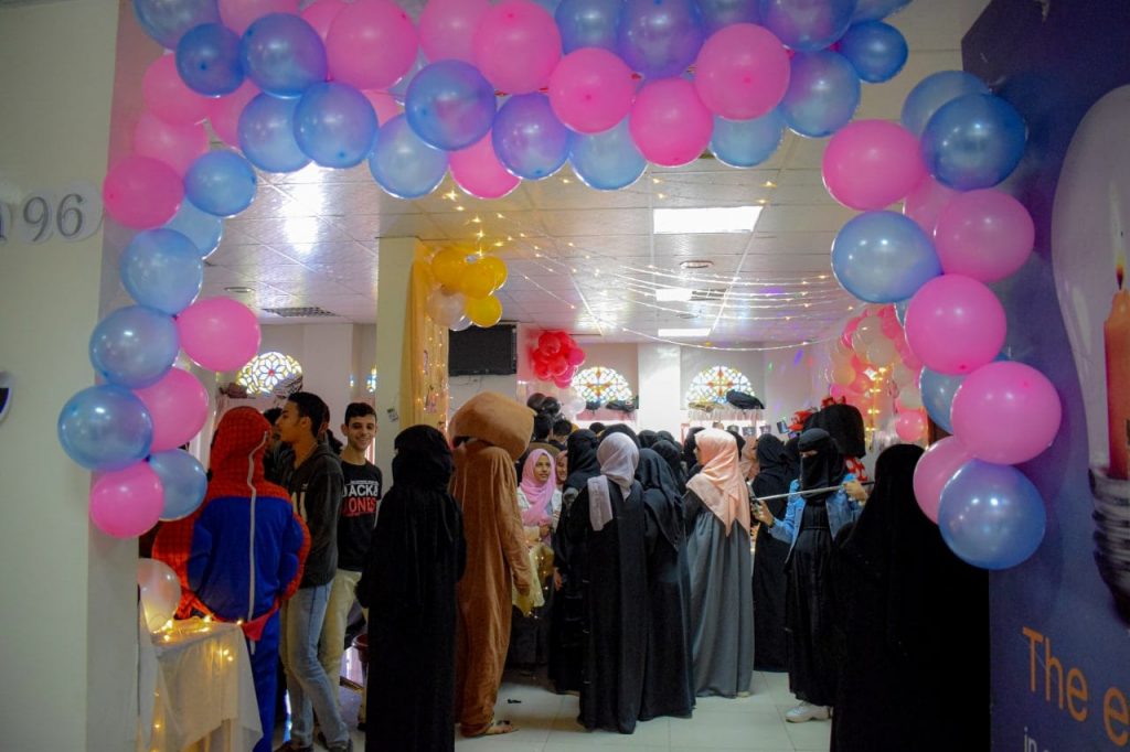 practice English in each and every corner