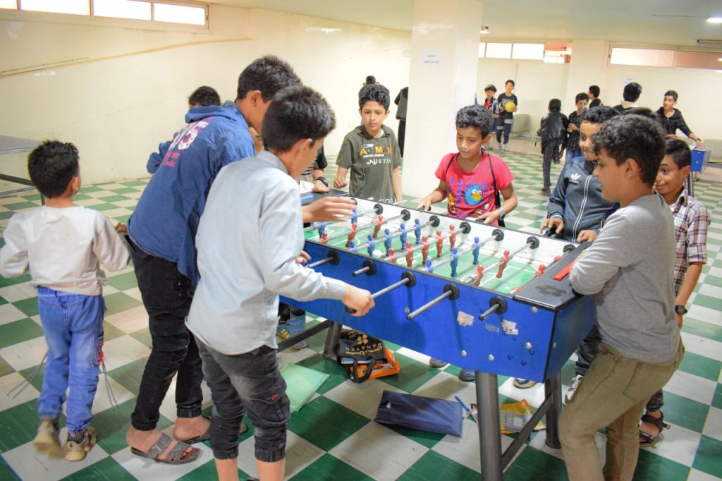 الزيارة الترفيهية الأولى لبرنامج الشباب الصغار  للعام 2022 م للصالة الرياضية