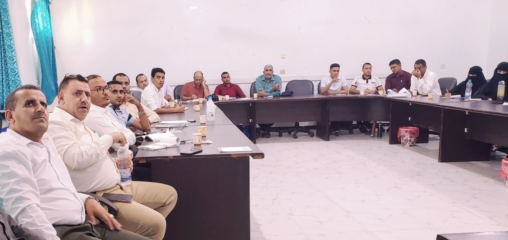 دورة تدريبية في اعداد الرسائل العلمية بالجامعة