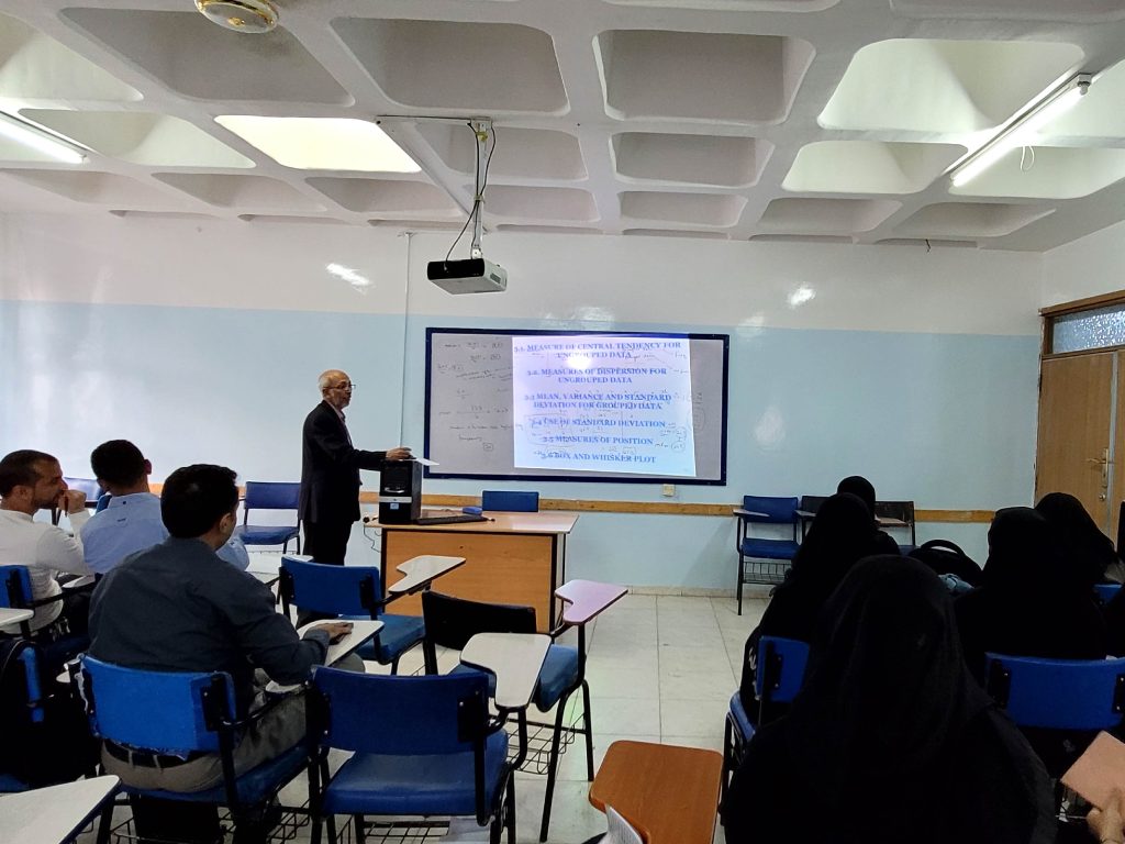 تدشين الدراسة لدفعة جديدة في برنامج ماجستير إدارة الأعمال إنجليزي