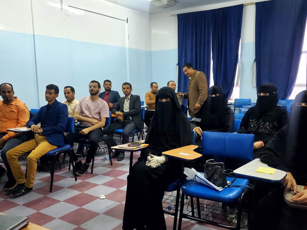 تدشين الدراسة لدفعة جديدة في برنامج ماجستير محاسبة