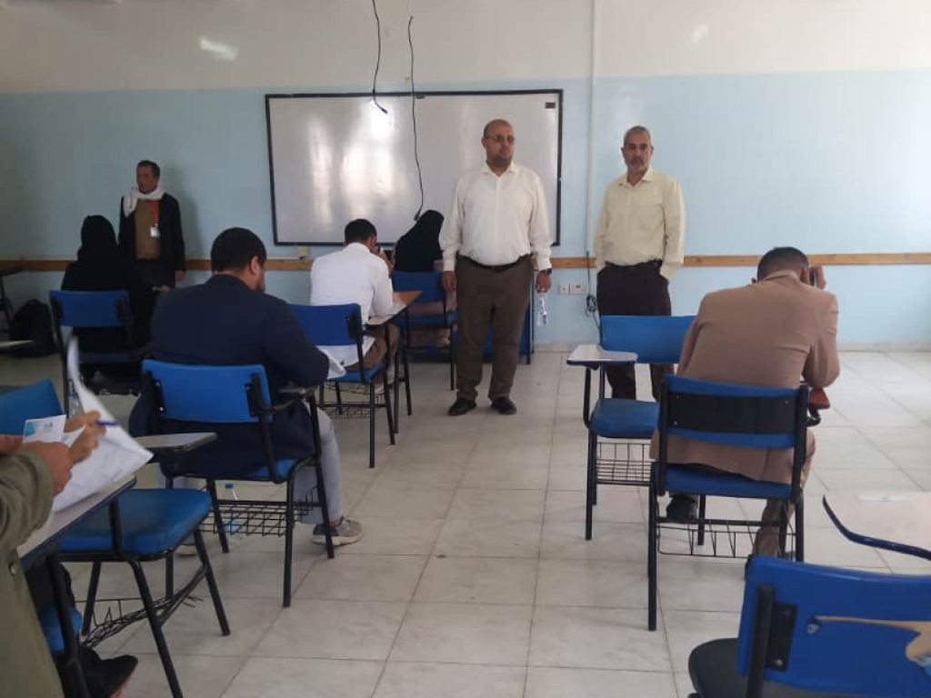 تدشين امتحانات الفصل الدراسي الأول لبرامج الدراسات العليا