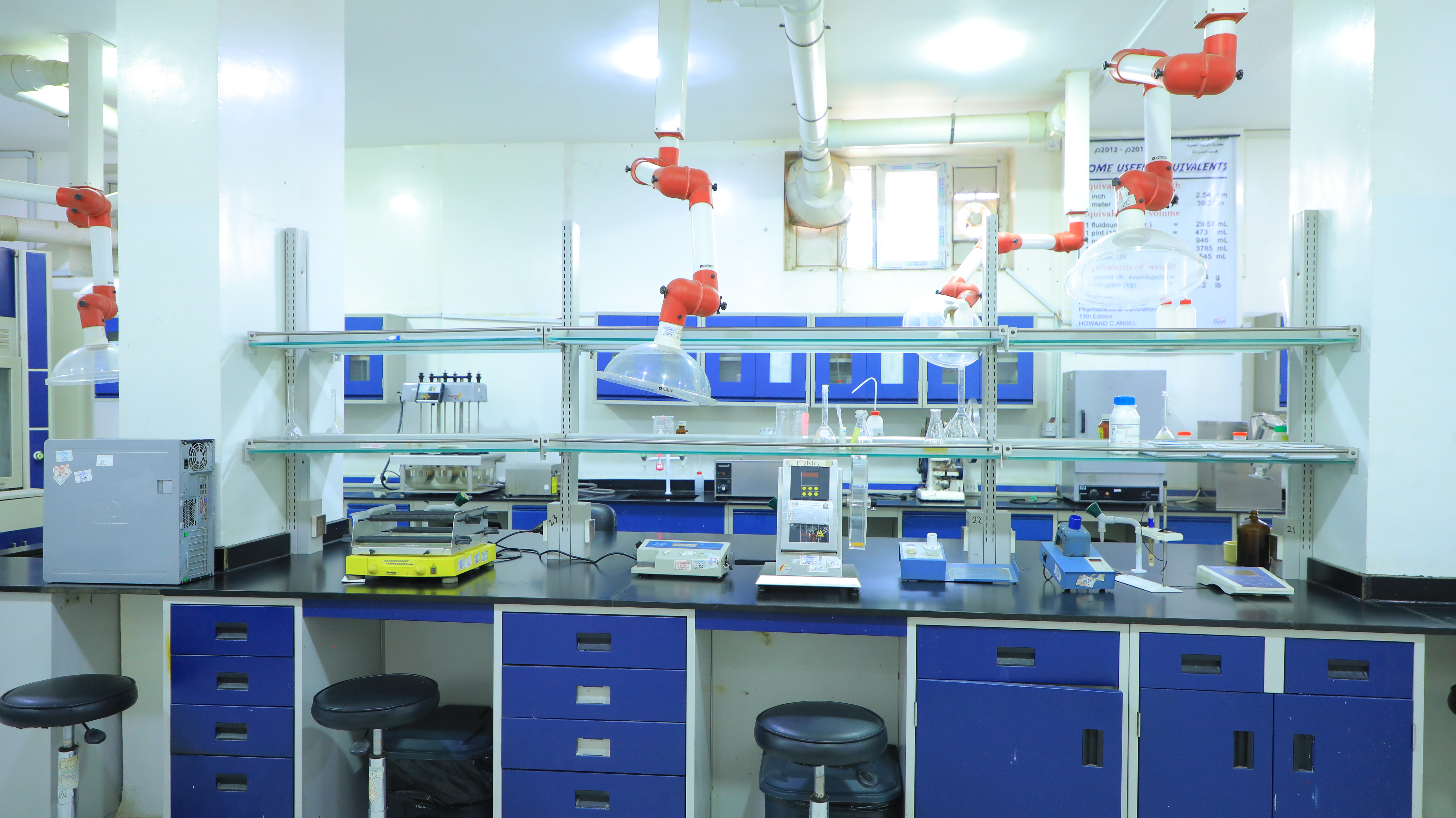 Students' laboratory training space