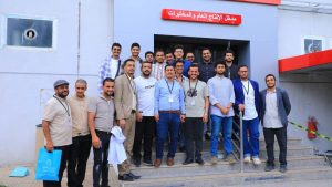 زيارة علمية لطلبة كلية الصيدلة بجامعة العلوم والتكنولوجيا إلى الشركة اليمنية المصرية لصناعة وتجارة الأدوية11