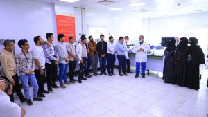 زيارة علمية لطلبة كلية الصيدلة بجامعة العلوم والتكنولوجيا إلى الشركة اليمنية المصرية لصناعة وتجارة الأدوية13