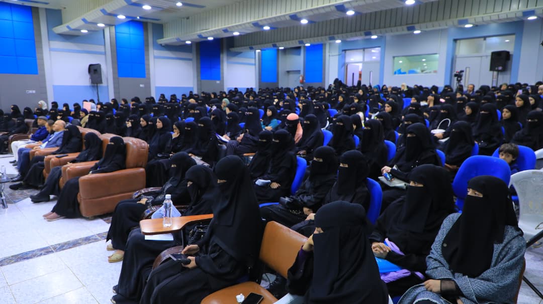 دورة التكيف مع البيئة الجامعية