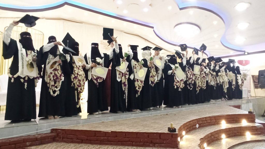 صورة من حفل توديع دفعة رواد الترجمة