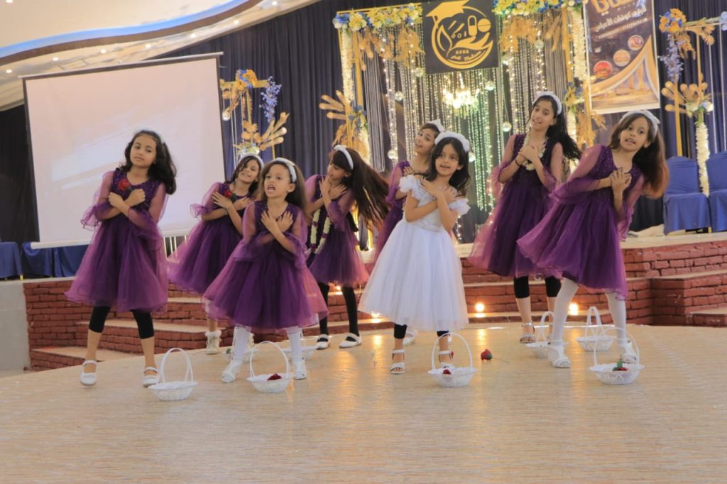 فرع جامعة العلوم والتكنولوجيا بتعز يحتفي بتوديع دفعة 