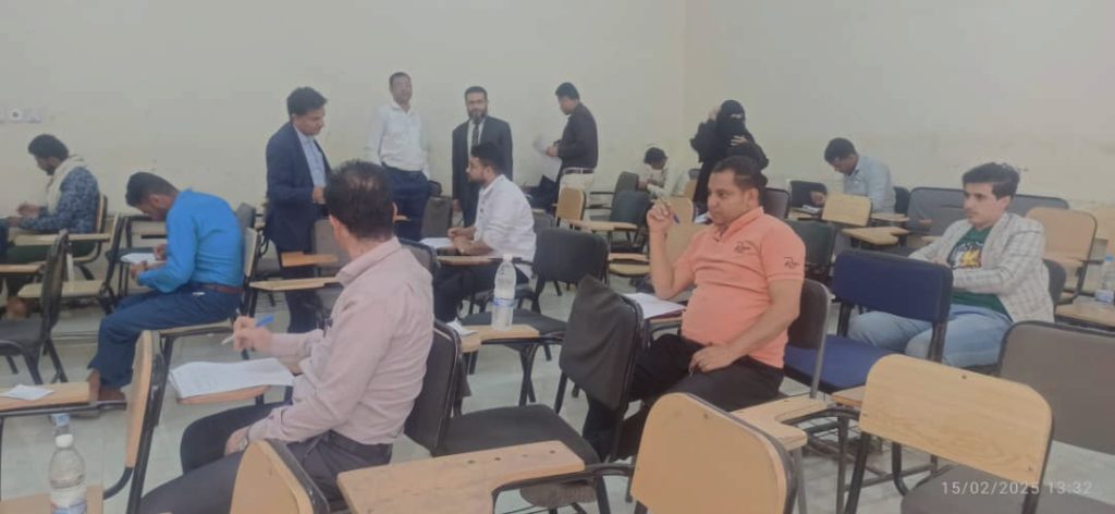 فرع جامعة العلوم والتكنولوجيا بتعز يدشن الامتحانات النهائية للتعليم عن بعد للفصل الثاني 1446ه‍.