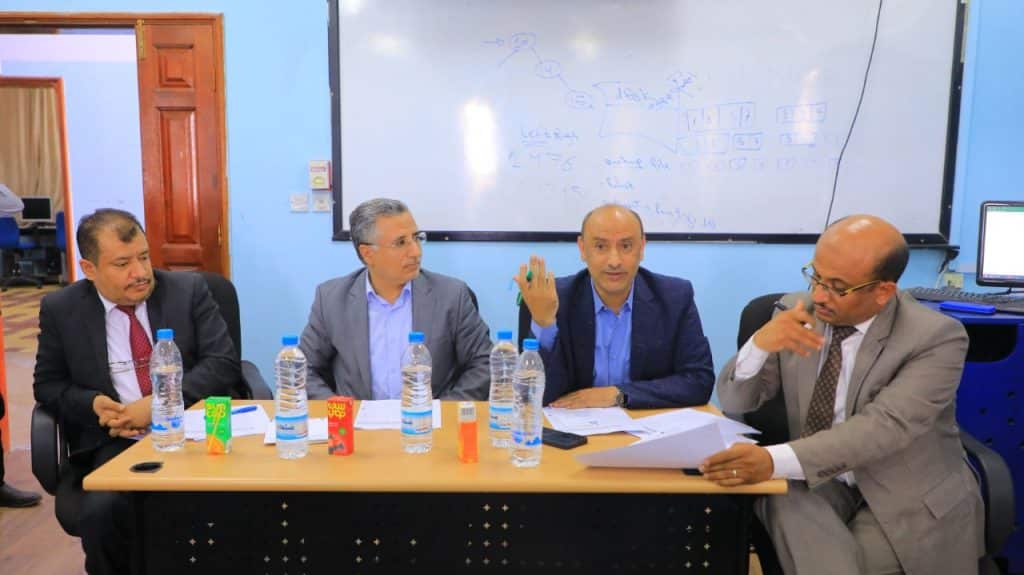 رئيس الجامعة يطلع على استعدادات كليتي الصيدلة والحاسبات لبدء العام الدراسي الجديد