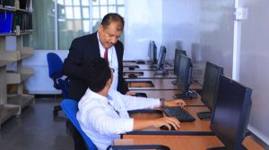 جامعة العلوم والتكنولوجيا المركز الرئيسي - صنعاء -