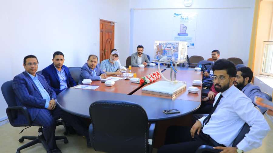 College of Engineering Discusses Biomedical Engineering Graduation Project to Develop a Cardiopulmonary Resuscitation Device - جامعة العلوم والتكنولوجيا المركز الرئيسي - صنعاء جامعة العلوم والتكنولوجيا المركز الرئيسي - صنعاء -