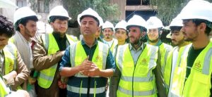 الهندسة المدنية تنظم زيارة ميدانية لطلابها إلى مصنع الراعبي للرخام والجرانيت والأحجار - جامعة العلوم والتكنولوجيا المركز الرئيسي - صنعاء جامعة العلوم والتكنولوجيا المركز الرئيسي - صنعاء -