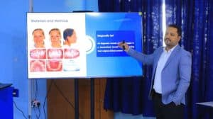كلية طب الأسنان تناقش وتقر خطط أبحاث رسائل الماجستير لطلبة برنامج تقويم الأسنان - جامعة العلوم والتكنولوجيا المركز الرئيسي - صنعاء جامعة العلوم والتكنولوجيا المركز الرئيسي - صنعاء -
